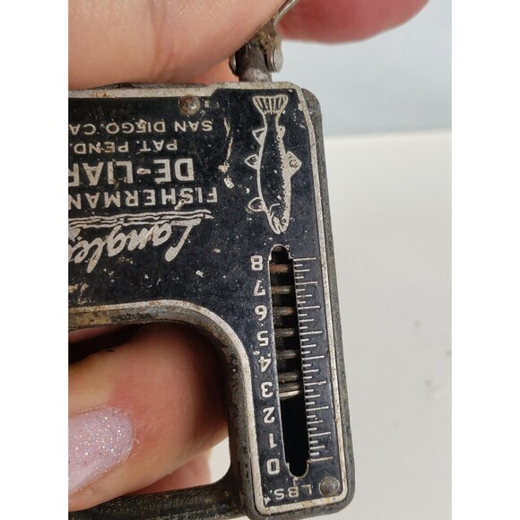 Vintage Langley Fisherman’s De-Liar Fish Scale and Tape Measure Model 208 - Picture 11 of 16